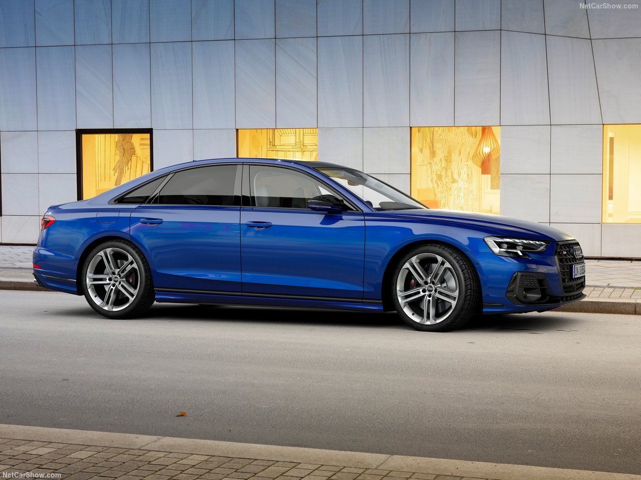 Audi S8
